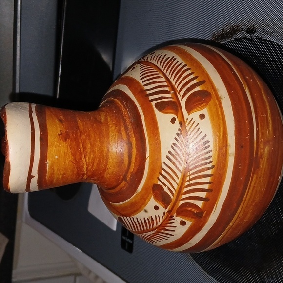 Old Hand made folk art Mexican Pottery Pitcher - Picture 3 of 6